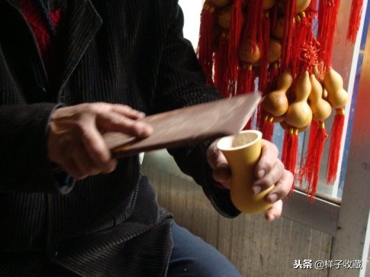 手工雕刻蝈蝈葫芦,圆形蝈蝈葫芦的制作方法
