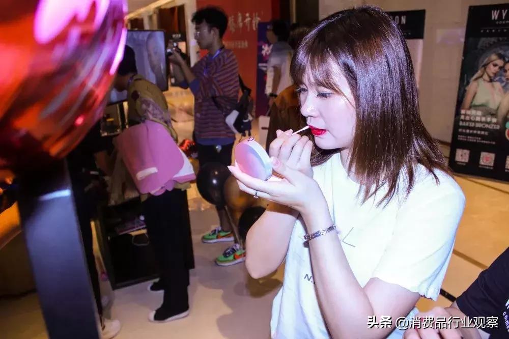 wycon唇釉好用不,wycon唇釉试色