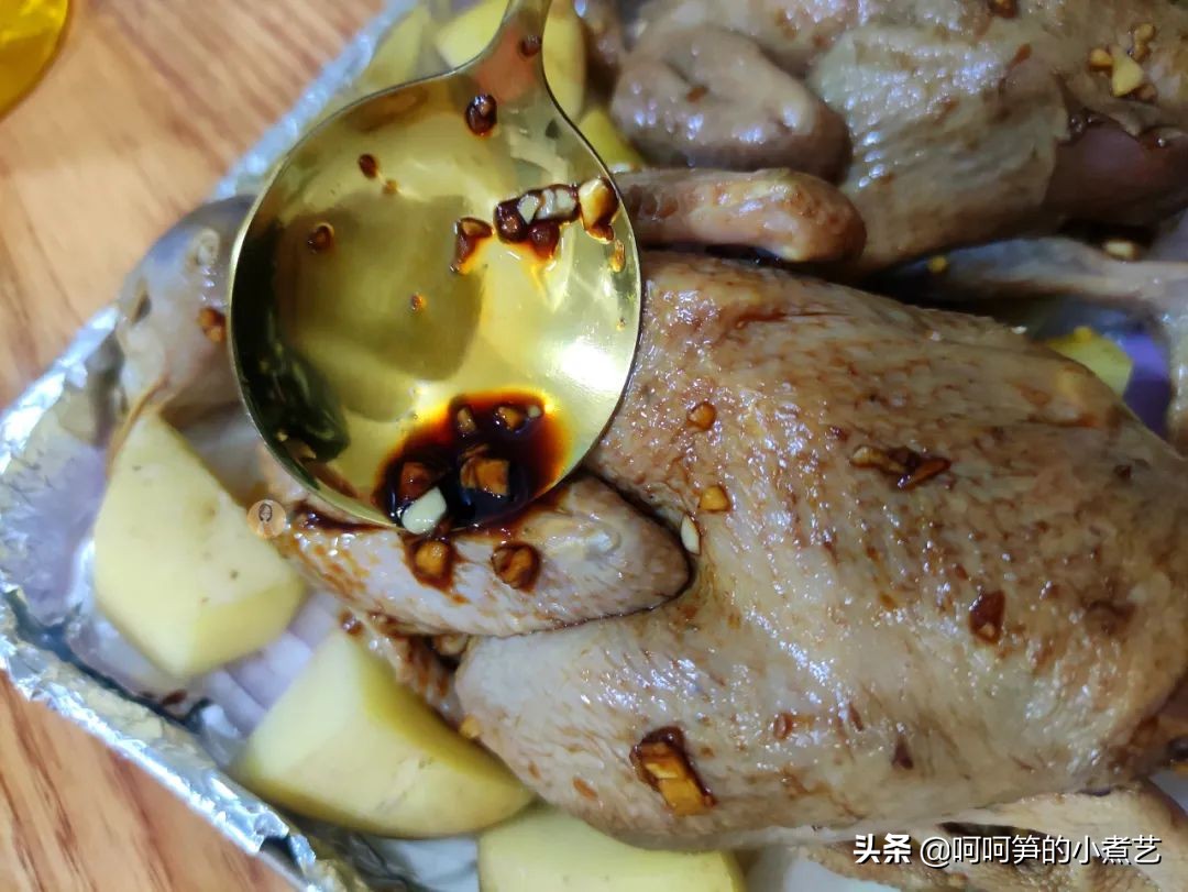 “一鸪顶九鸡”,烤箱蜂蜜鹧鸪,金黄焦脆,鲜嫩多汁,吃了还想吃