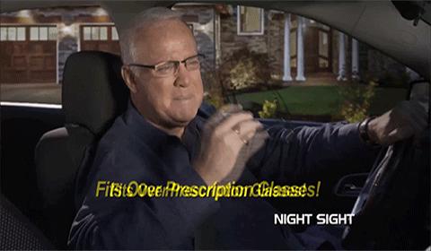 开车强光刺眼导致的车祸,夜晚行车路灯刺眼造成事故怎么办