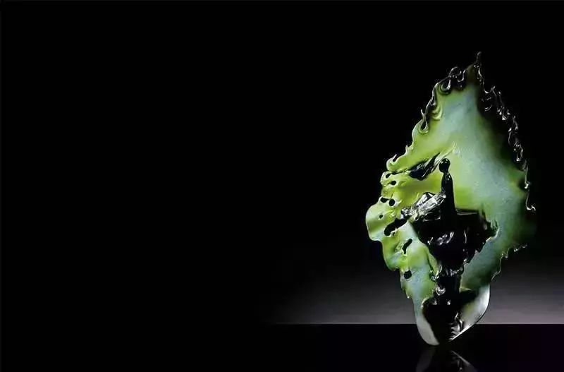 翡翠展现东方美,翡翠淋漓尽致地展现着东方美