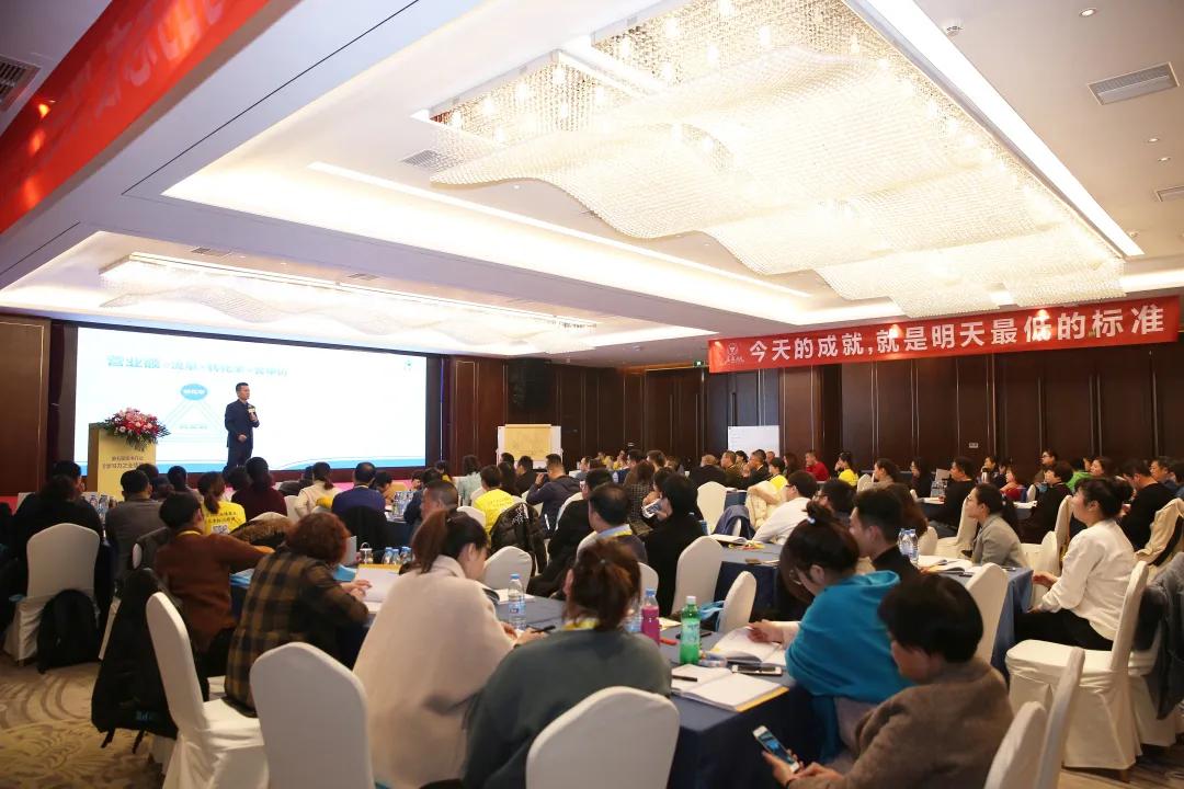 如何开一家书店赚钱,加盟书店能赚钱吗