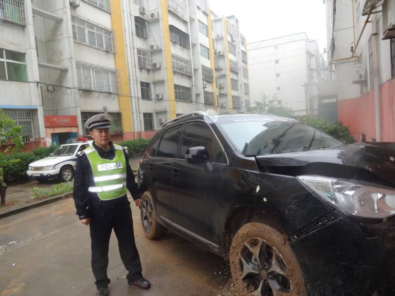 一张流程图既方便了群众又提升了效率西安临潼交警李晓东自创的交通事故处置工作法一举两得