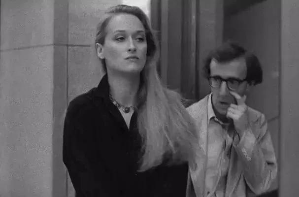 我嫁给了我爸，52岁被指性侵7岁女儿遭全网痛骂26年，他没错？