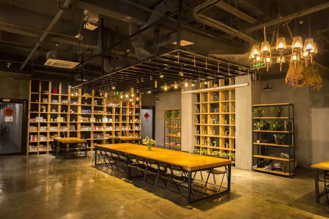 成都旅游远近攻略推荐理由,成都蓉城之秋旅游攻略