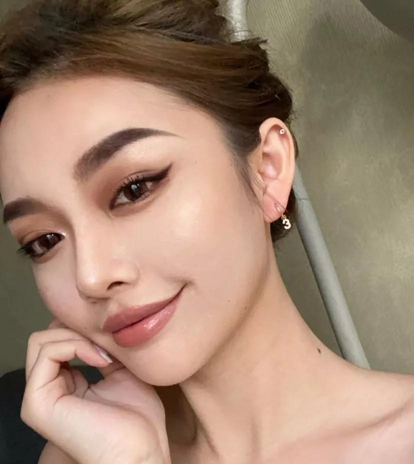 化妆真的会越来越丑吗,终于明白为什么化妆那么丑了