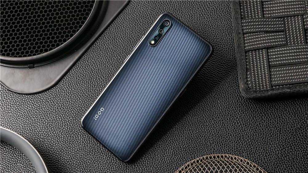 搅动两千档手机市场！iQOONeo855版凭什么敢？实测后无法反驳