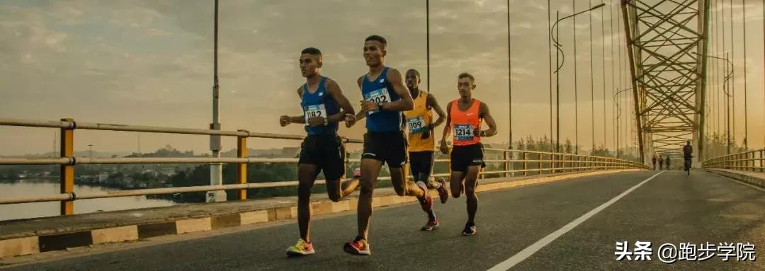 跑者专项体能综合力量训练,初跑者如何跑步锻炼心肺和体能