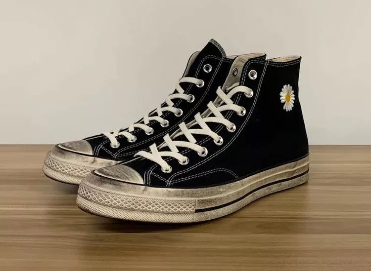 亚洲最带货的男人回归时尚圈,一双鞋炒到上万元