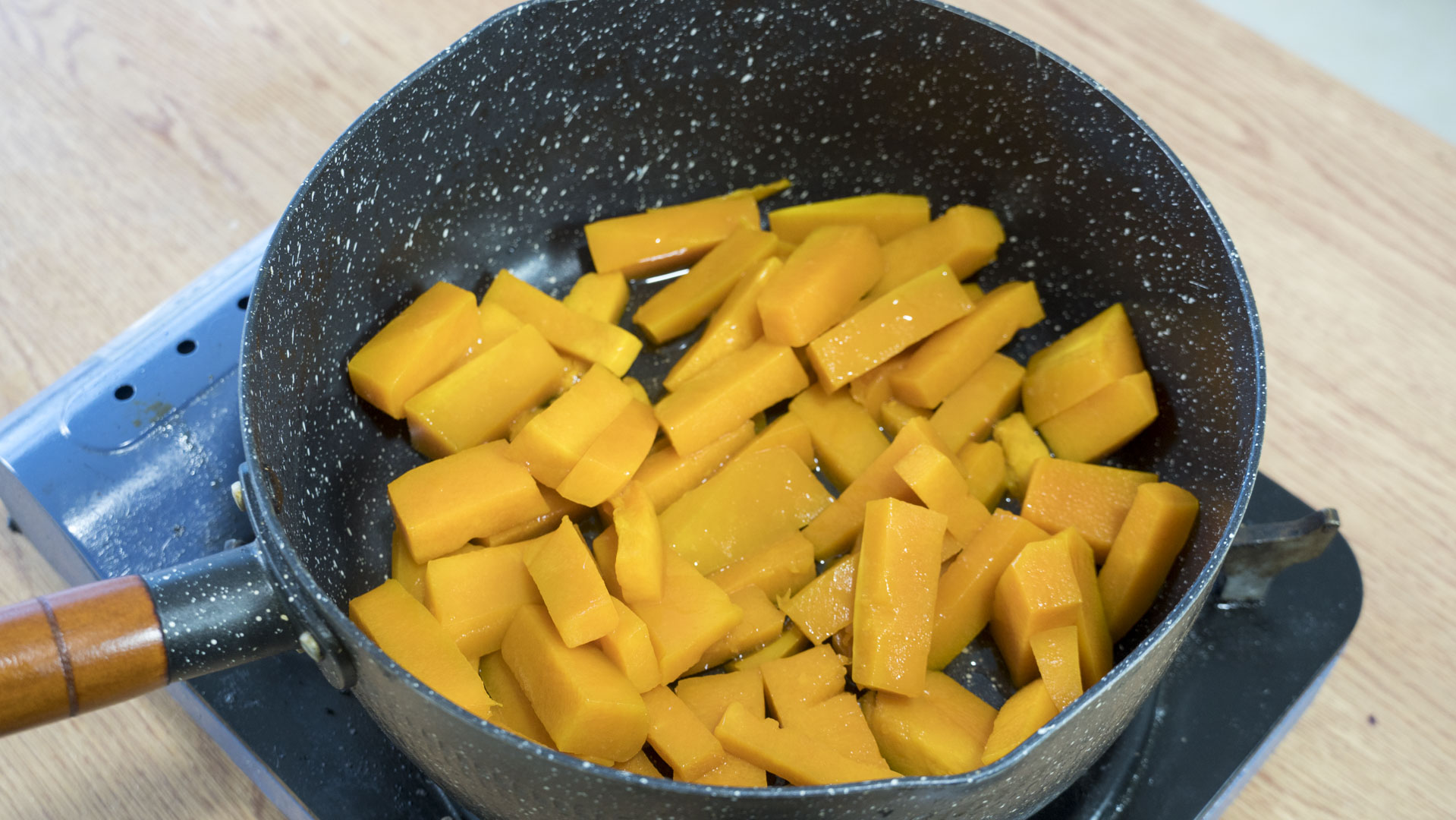 在家制作芋圆简单又好吃,手搓芋圆的制作方法全过程