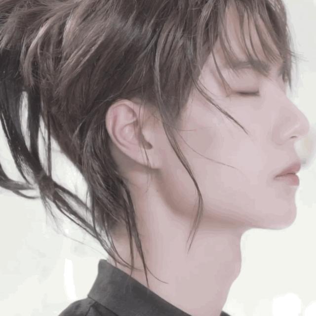 有哪些好看又显脸小的发型,几款显脸小的发型总有一款适合你