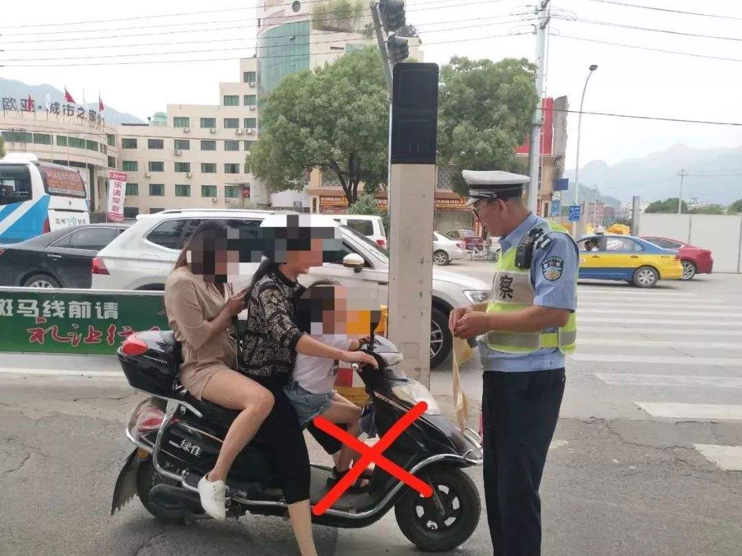 电瓶寿命还剩百分之30要换新吗,电动车电瓶在保修期内坏了怎么换