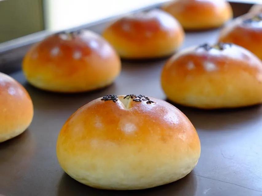 最近最火爆的面包店,老牌面包店探店