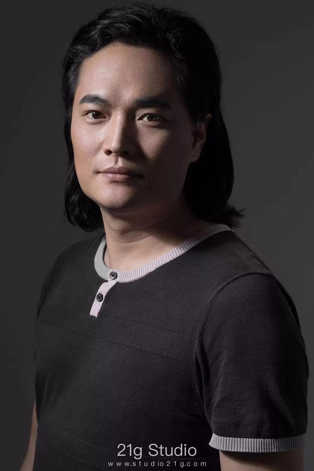 串个设计师の门|在设计的世界里“温和地唱着反调”：戴鹏