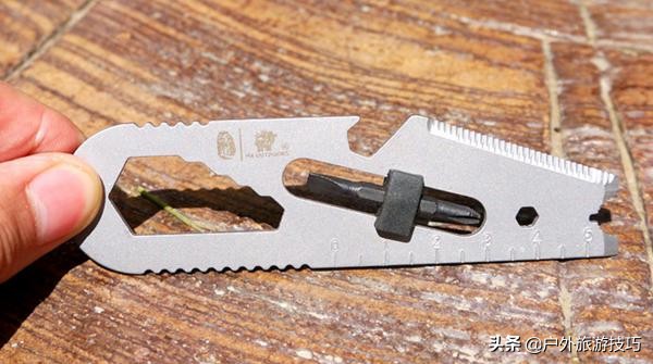 荒野求生手册:怎么制作一个户外求生宝盒edc,具体用法讲解