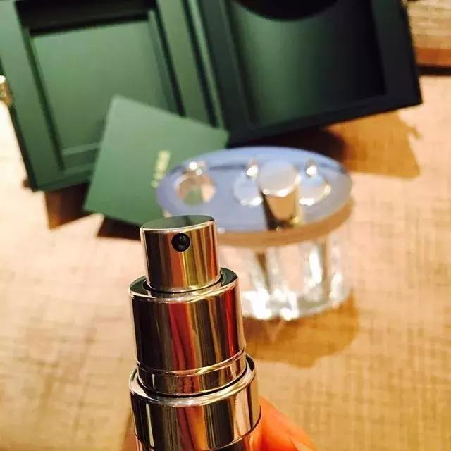 哭了!看完各大牌这些天价护肤品,用SK-II的你都算是勤俭持家