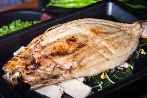 重庆火山烤鱼,麻辣火山烤鱼