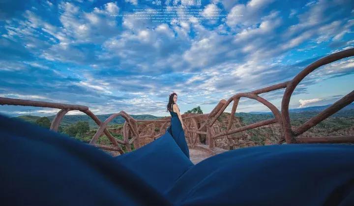 楚雄拍婚纱夜景,拍婚纱楚雄