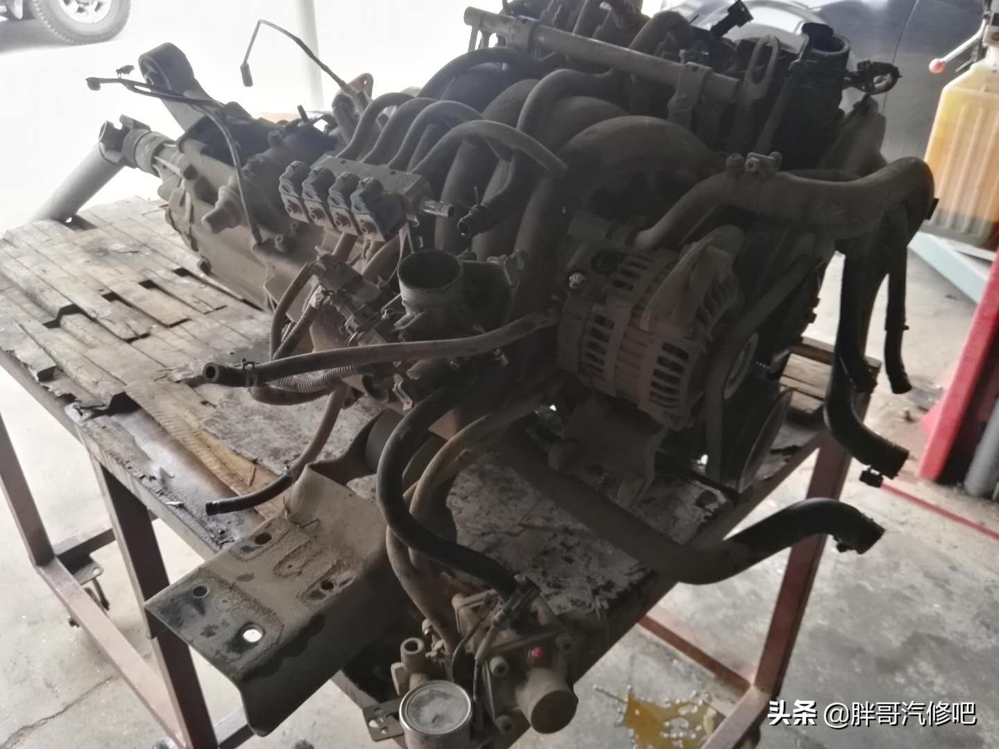 发动机没机油抱死要修什么,车里没机油发动机抱死怎么维修