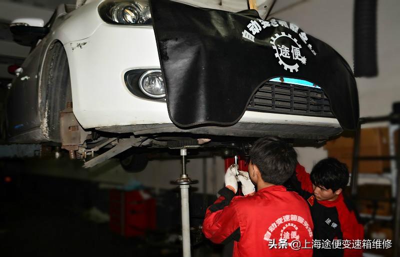 高尔夫dq200干式双离合报6挡故障,高尔夫dq250变速箱