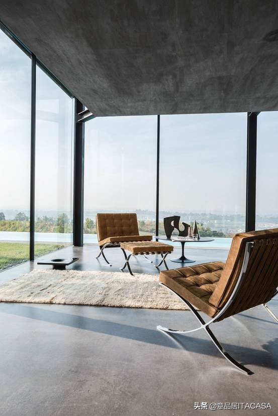 从Cassina到Vitra|这十把椅子里,藏着永不过时的时代风尚