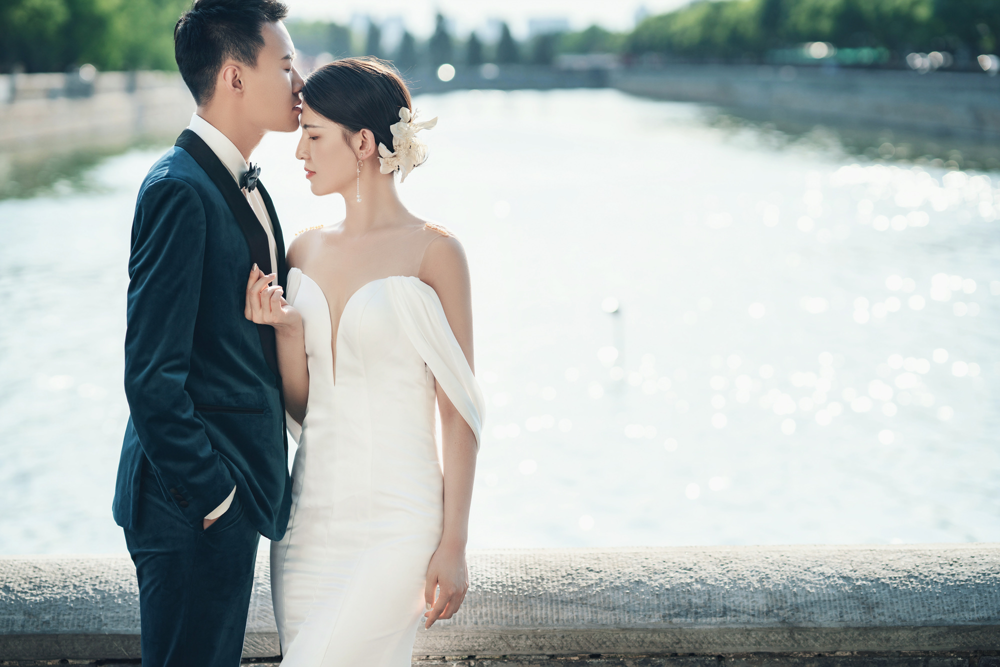 北京铂爵旅拍怎么样？拍一组照片需要多少钱？