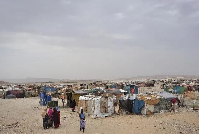 索马里海盗劫持乌克兰军火船,索马里海盗打劫乌克兰军火船