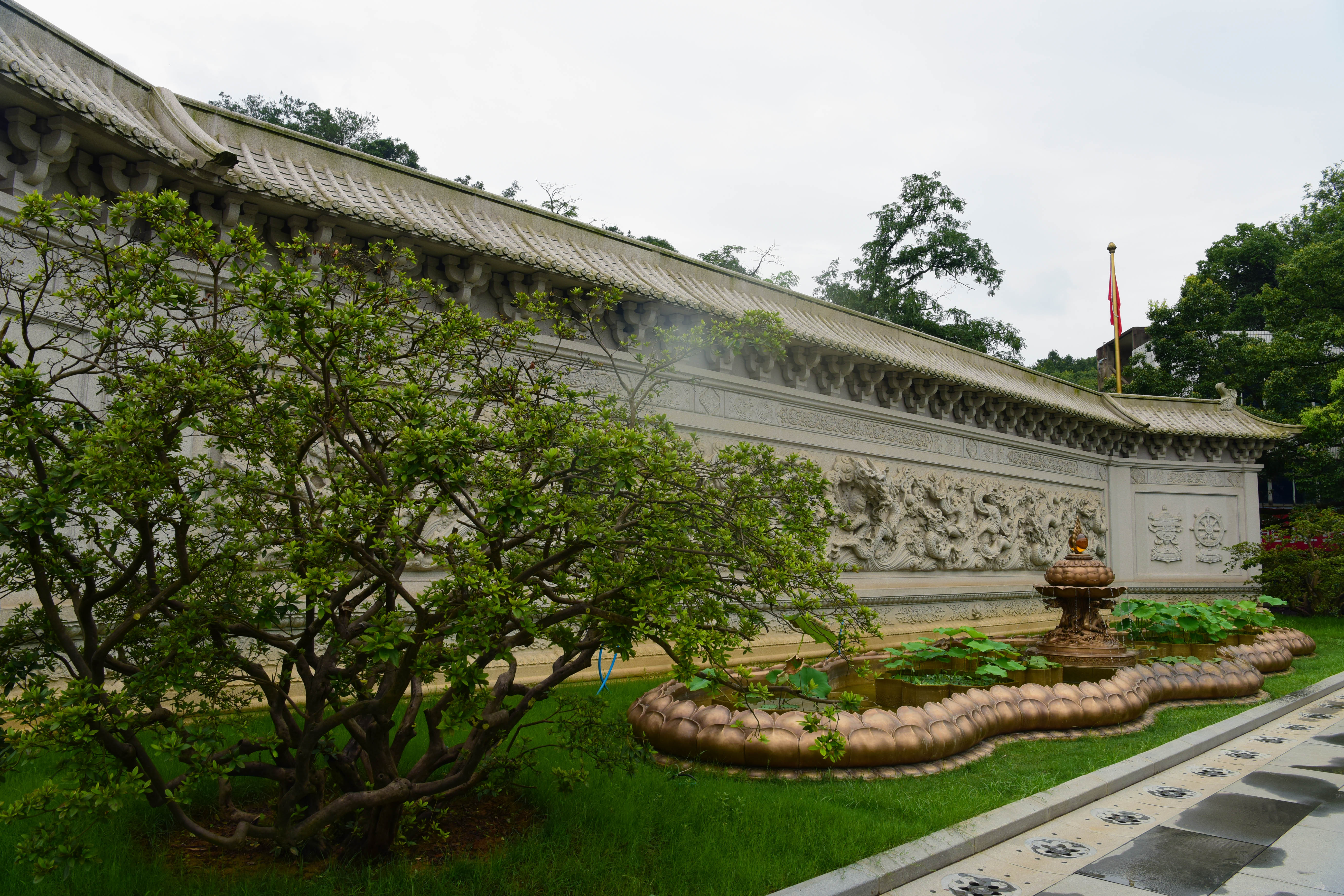 庐山东林寺，这座1600余年古刹，是中国一大佛门圣地，神奇惊叹
