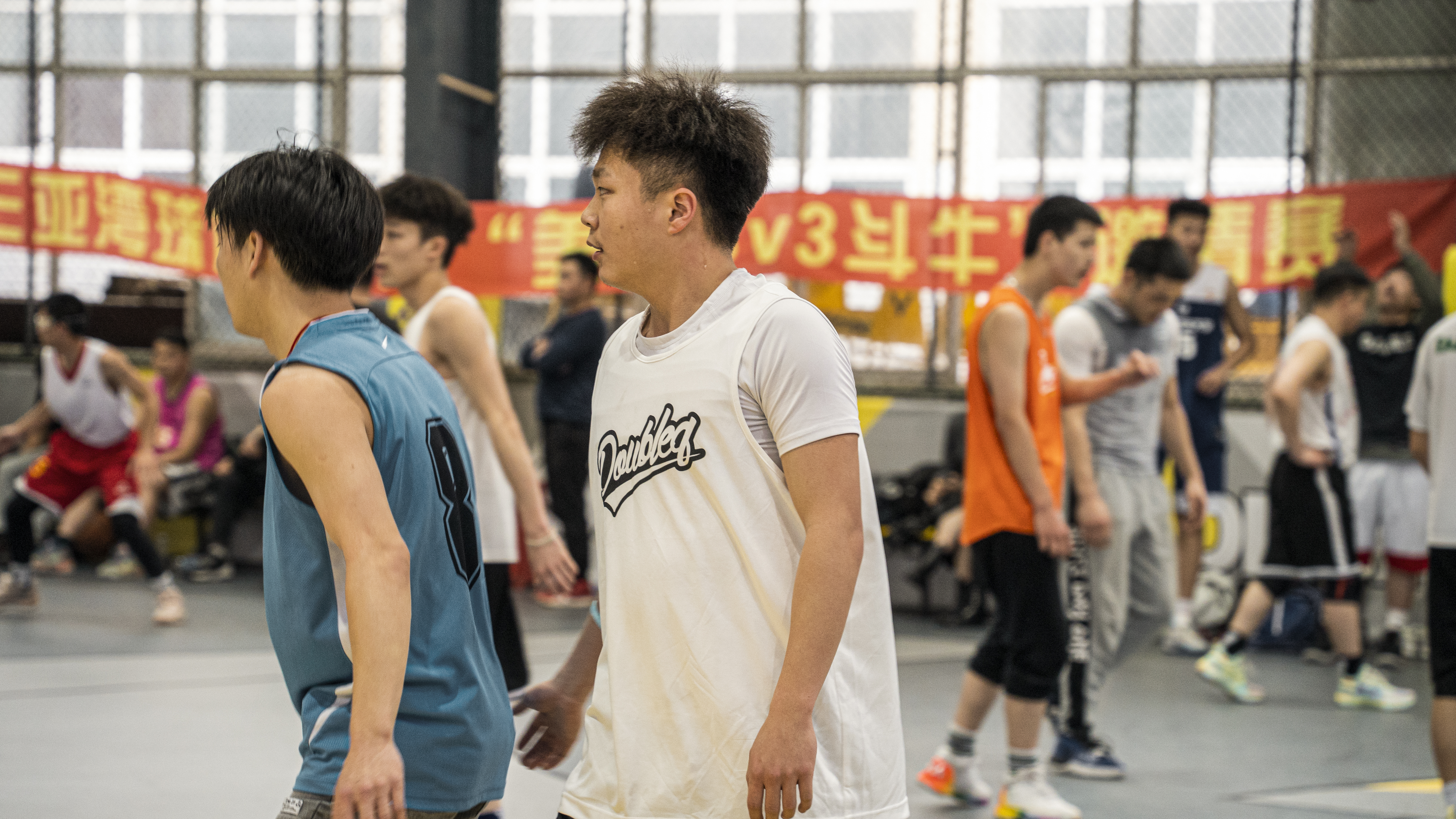 三亚湾新篮球馆,重庆市南岸区室内篮球馆