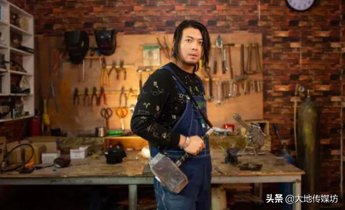 磨剪刀的老手艺人,磨剪子老人