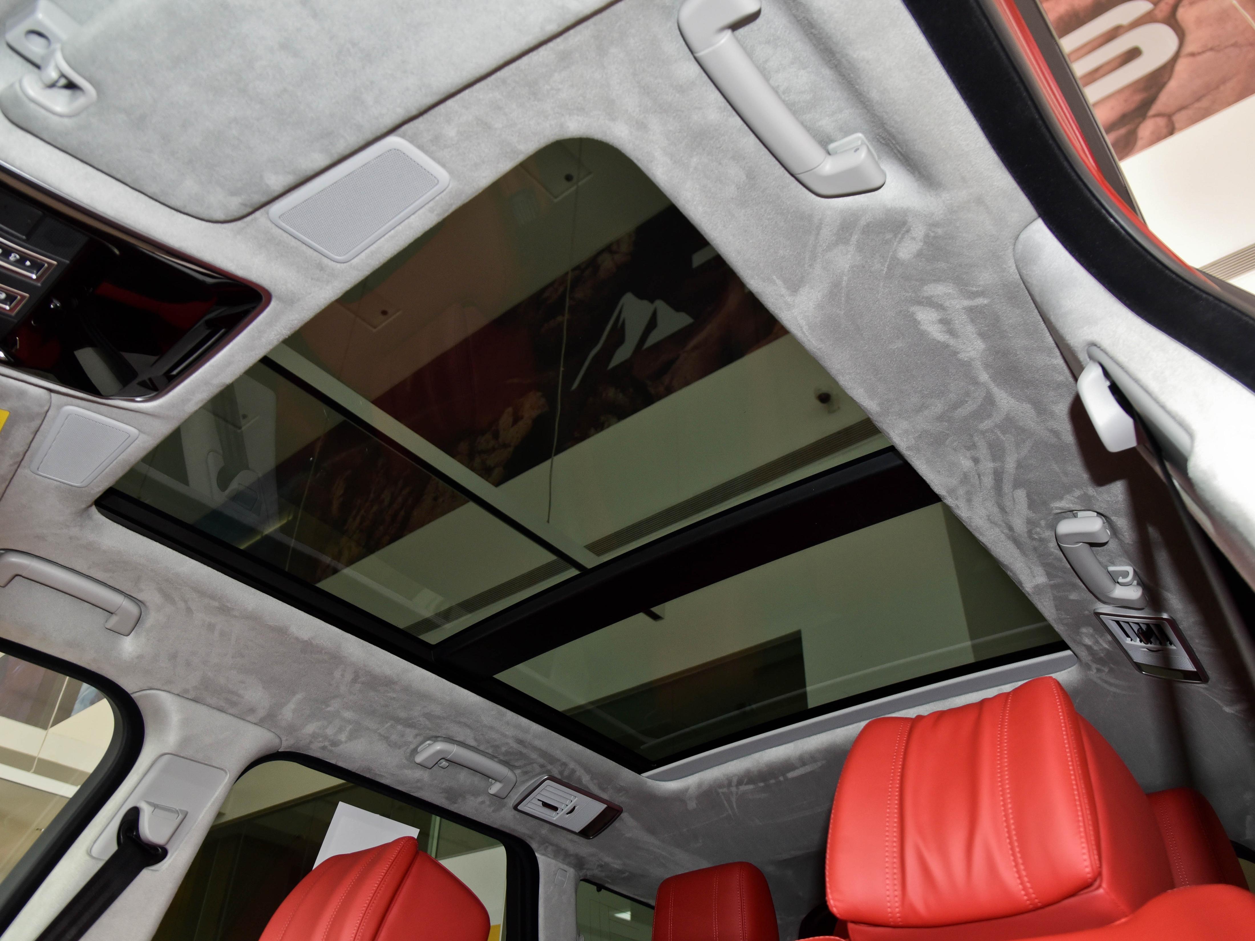 路虎揽胜长轴七座suv测评,带低速四驱的suv排名