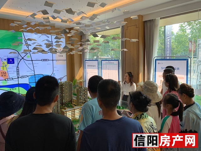 火爆!信阳多个售楼部挤满了人,抢房现场大曝光