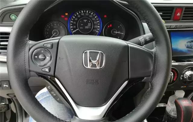 2016款凌派怎么样,本田凌派2016款1.8lcvt舒适版