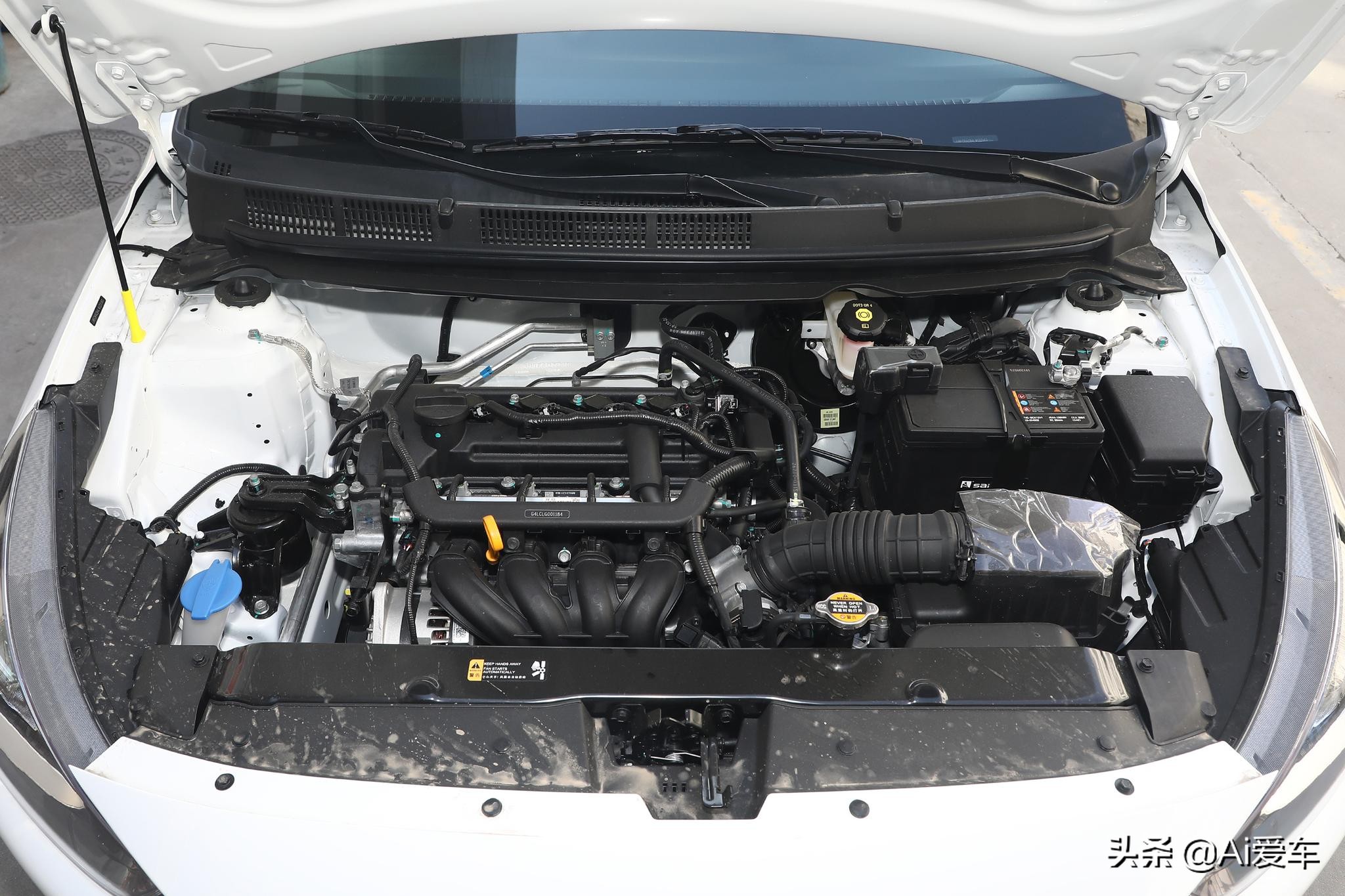 5.1l油耗是多少钱一公里,15年现代瑞纳手动测评