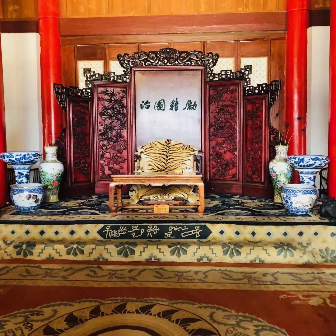 丽江木府家院,丽江纳西族人心里的紫禁城