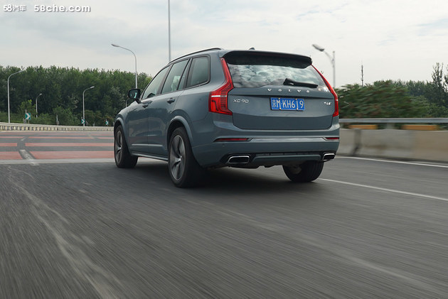 沃尔沃最新款suv19万左右,沃尔沃最新款suv安全测试