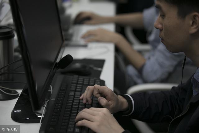 国外的程序员是什么样的,美国程序员和中国程序员