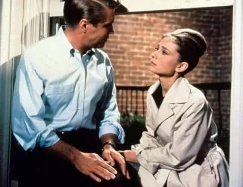 burberry2023走秀解构英伦风,巴宝莉burberry博柏利birt英伦风