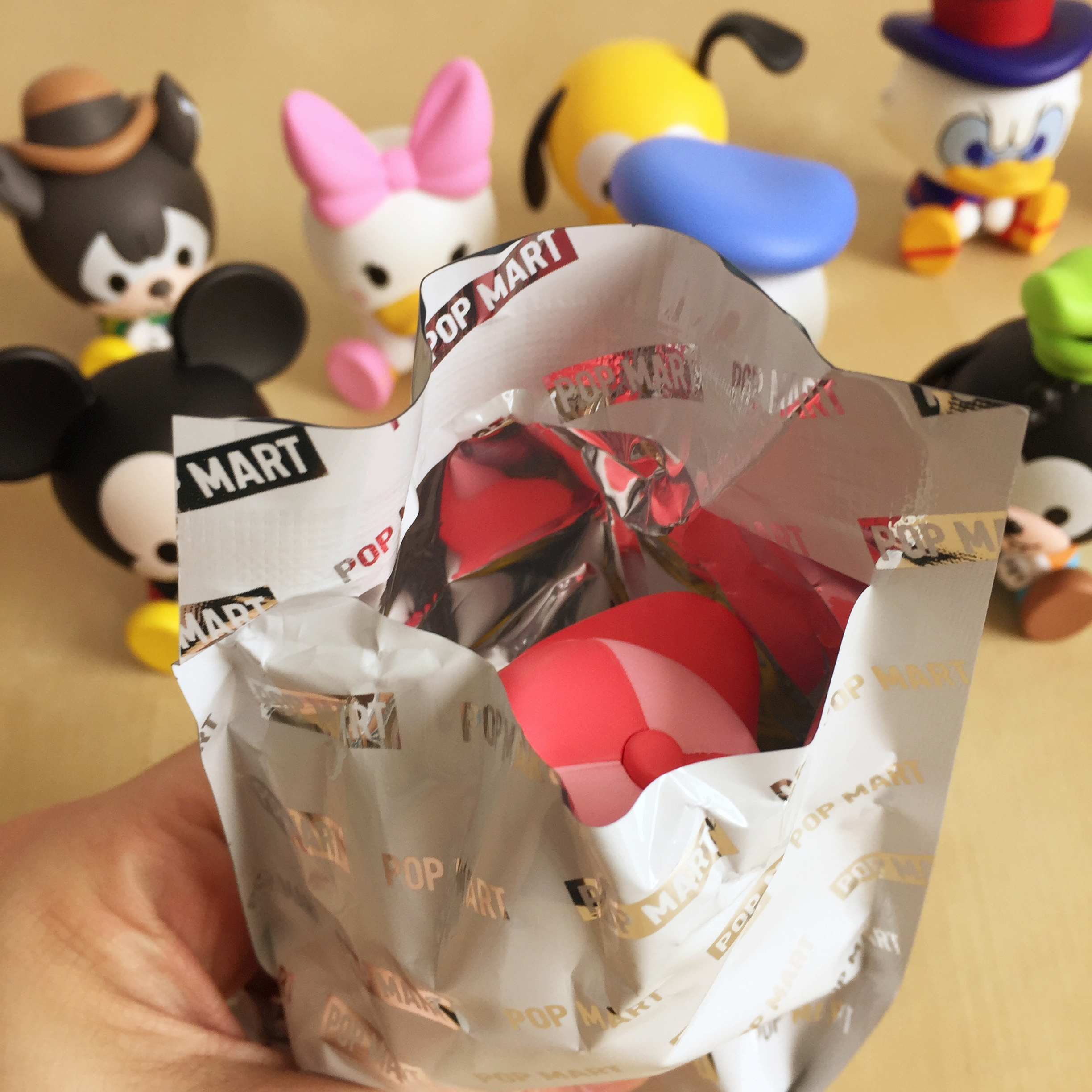 迪士尼米奇爬墙玩具盲盒,迪士尼米奇有趣的玩具