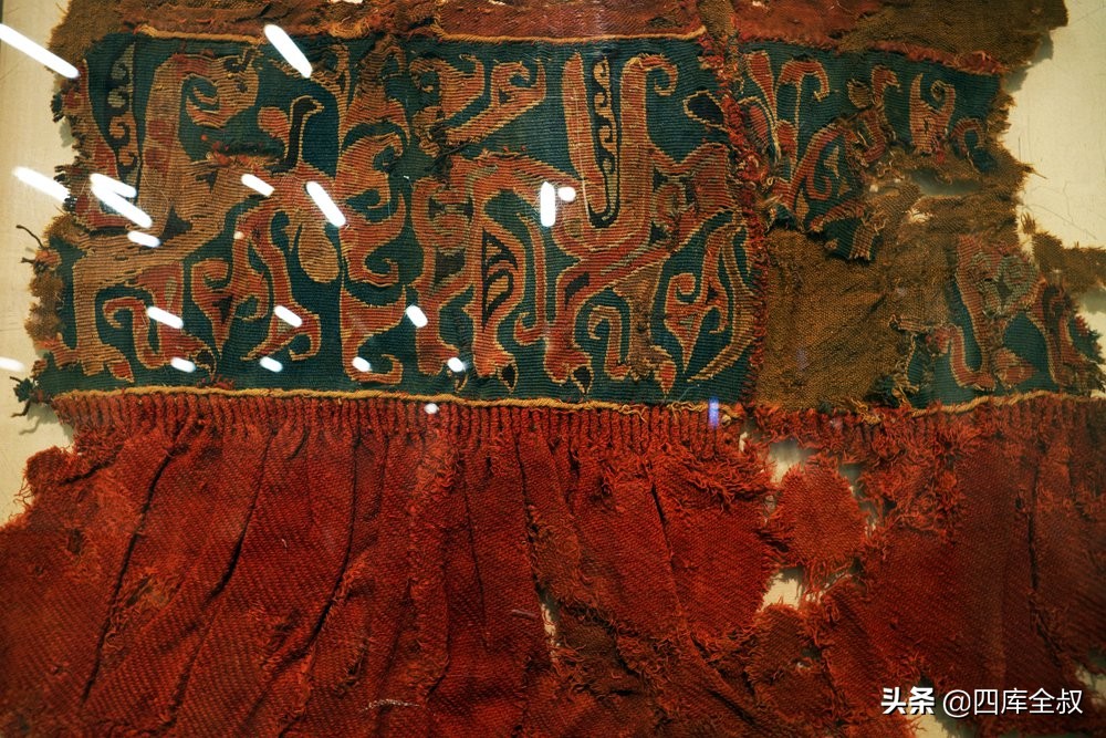 汉代彩绘俑一级文物图片高清,古代文物绘画线描三彩俑