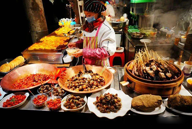 适合新手摆地摊做的小本生意,地摊干什么生意好做