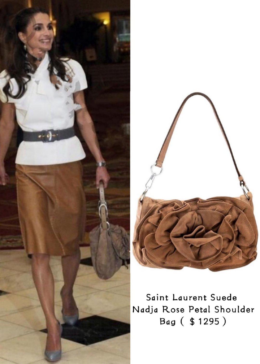 跟着约旦王后买包入股不亏？她喜爱的酒红色手袋，推荐40+女性买