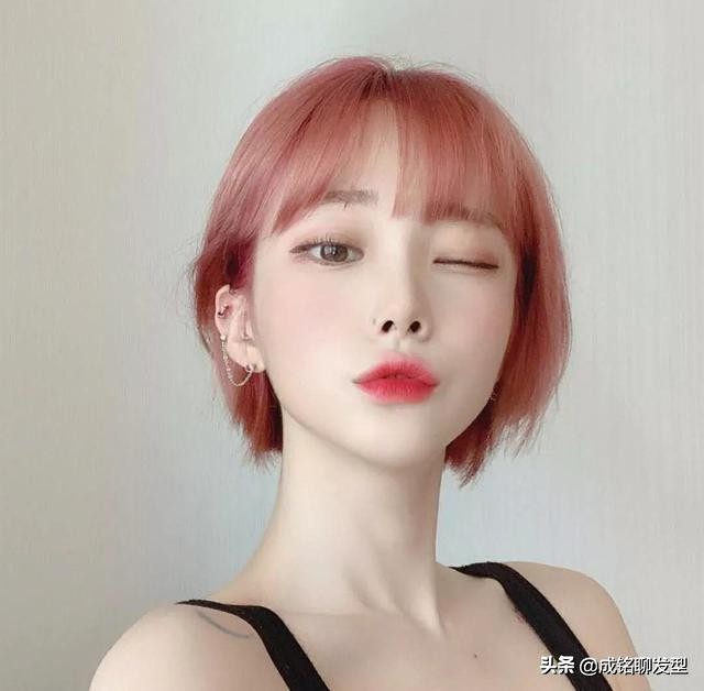 染发当下流行的发色,今年染发的几款好看发色