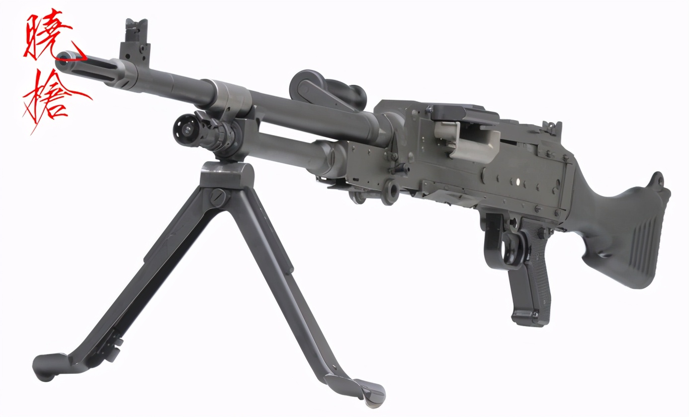 愤怒的马爱国:北约第一机枪就是这货