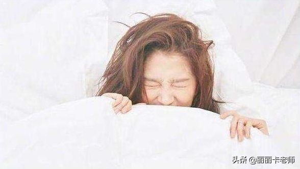 早上起床眼睛睁不开黏住了,早上眼睛睁不开怎么办