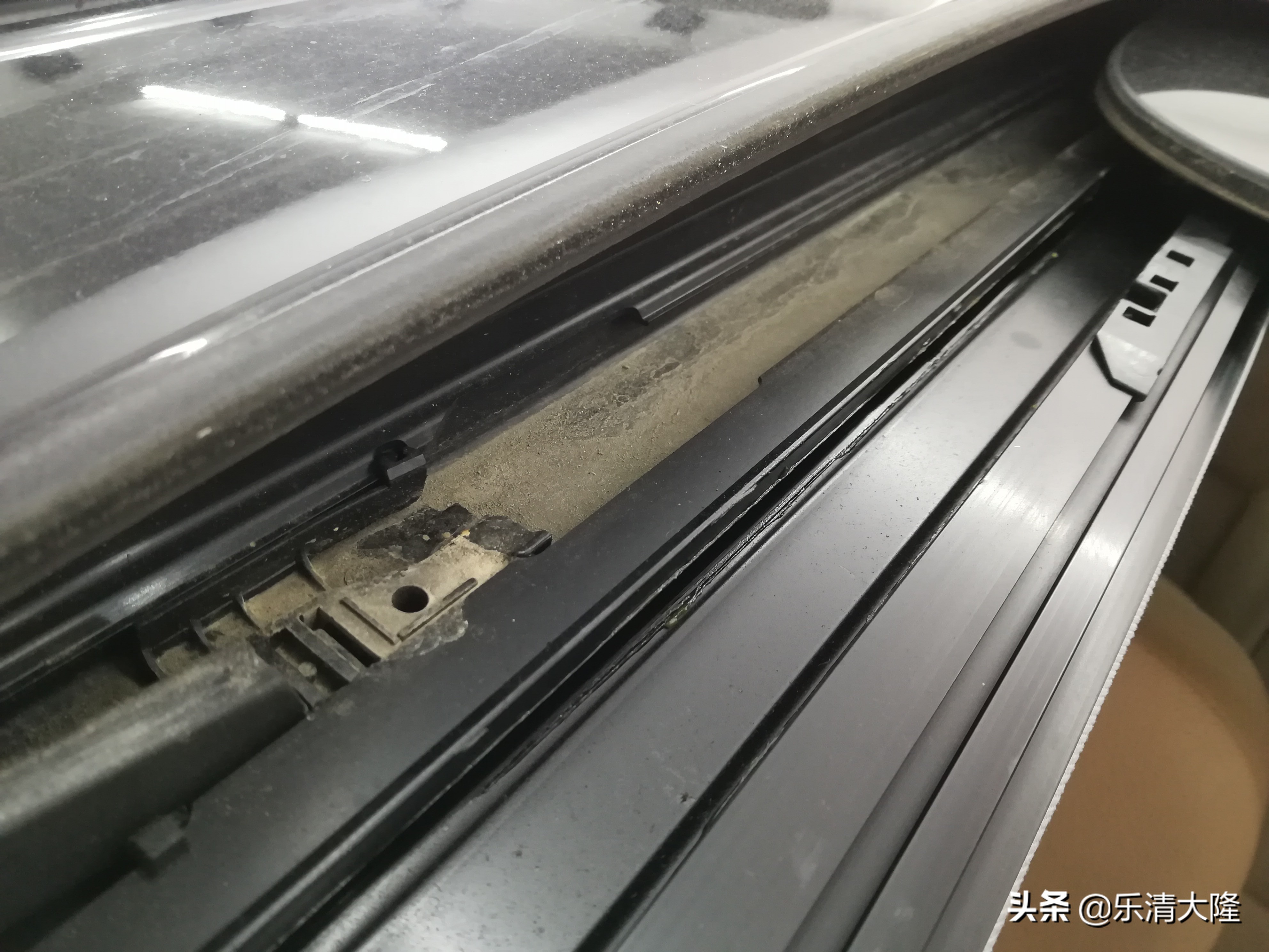 广州宝马7系内饰清洗,宝马7系发动机舱清洗