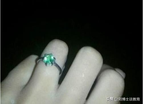 钻石、香烟、包包和高跟鞋：别人的意见是怎么变成事实的？