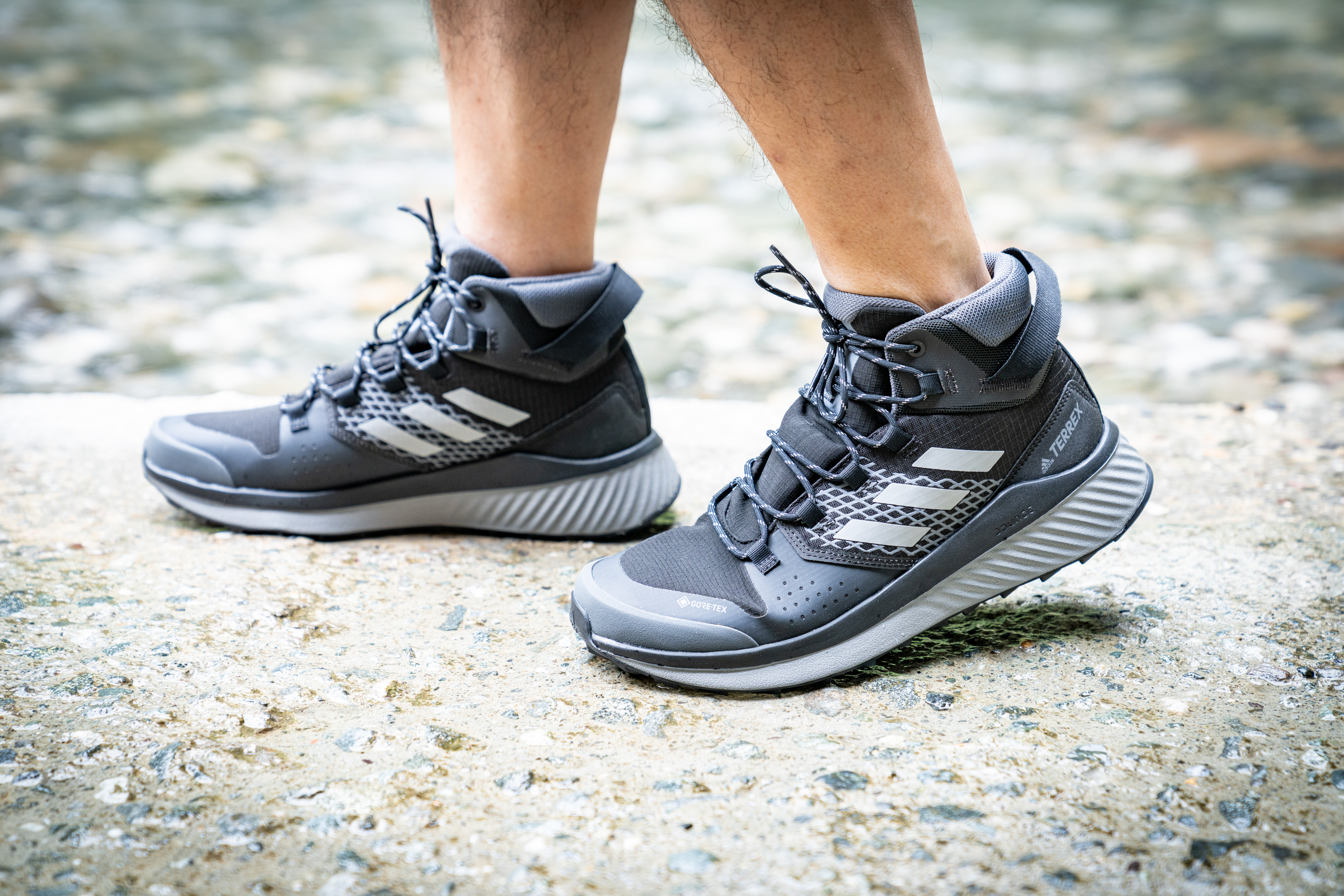 adidasterrex户外鞋卡其色,adidasterrex户外跑鞋评测