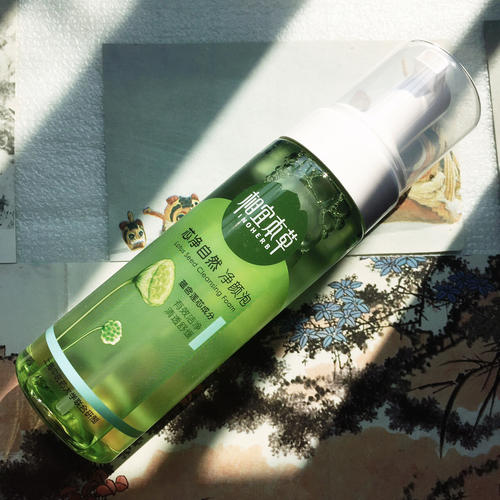 百雀羚跟相宜本草哪个更好一些,百雀羚和相宜本草哪个护肤品最好