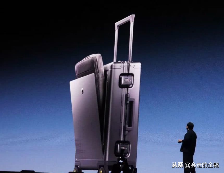 锤子不卖锤子，开始卖旅行箱了！